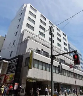 京王幡ヶ谷ビルの外観