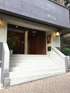宮ビルの外観