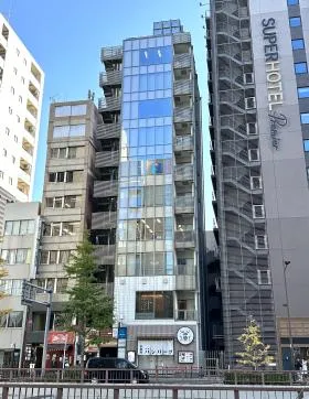 銀座サリスビルの外観