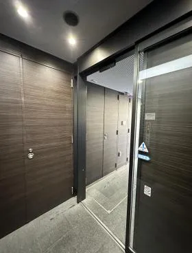 銀座サリスビルの外観