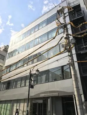 HF湯島ビルディングの外観