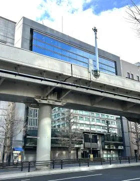 全国町村会館西館ビルの外観