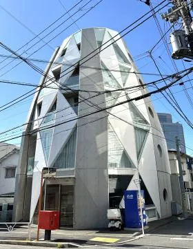 COMS EBISUの外観
