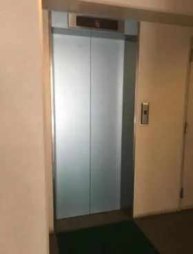 FSビルの外観