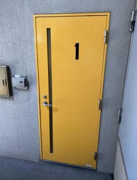 長友ランディックビルの外観
