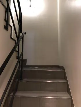 ヒカワザカビルの外観