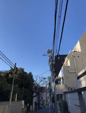 ヒカワザカビルの外観