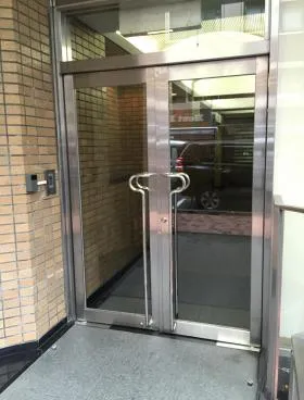 銀座新六洲ビルの外観