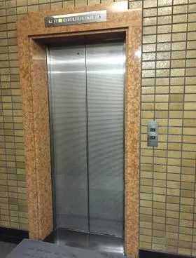 銀座新六洲ビルの外観