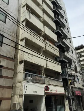 岡埜ビルの外観