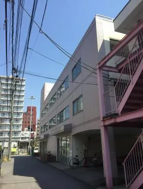 サンライズビルの外観