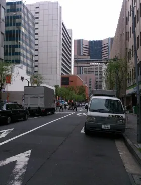 銀ビルの外観