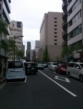 銀ビルの外観