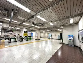 総武線快速「馬喰町駅」