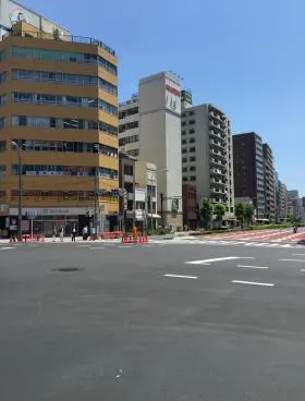 田原町シティビルの外観