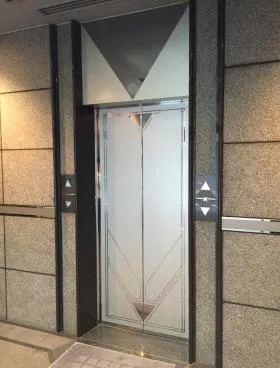中銀・城山ビルの外観