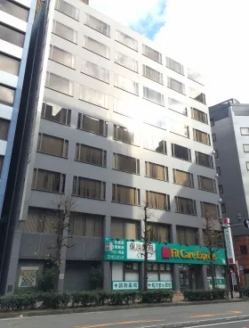 馬車道ウエストビルの外観