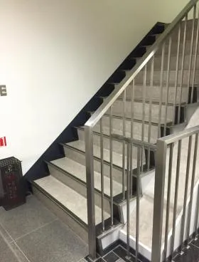 銀昭ビルの外観