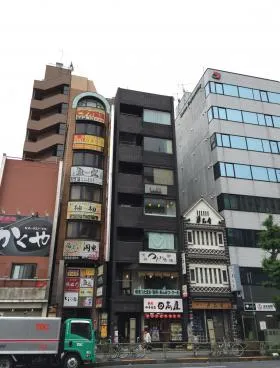 堀口ビルの外観