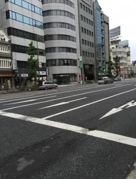 堀口ビルの外観