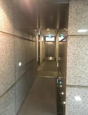 横溝ビルの外観
