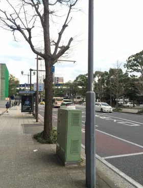 関内新井ビルの外観
