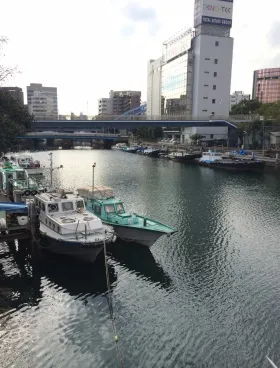 横浜フコク生命ビルの外観
