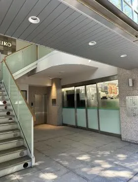 QROCO日本橋ビルの外観
