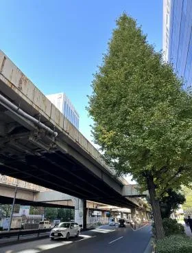 QROCO日本橋ビルの外観