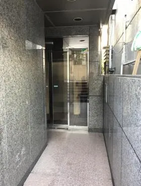 四谷クリエイトビルの外観