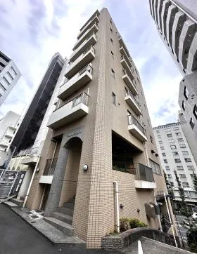 コリーヌ代官山の外観