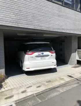 カタヤマビルの外観