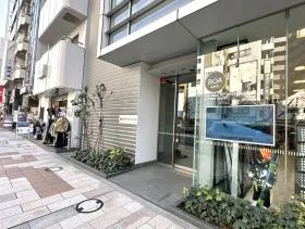 神田小川町SKYビルディングの外観