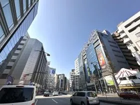 神田小川町SKYビルディングの外観
