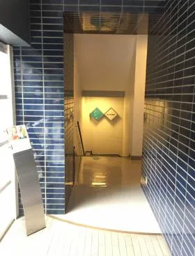 シャトレ赤坂の外観