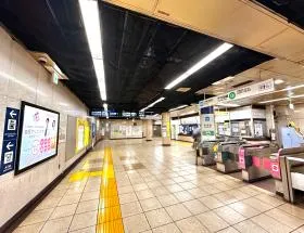 東京メトロ千代田「赤坂駅」