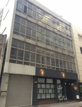 松島ビルの外観