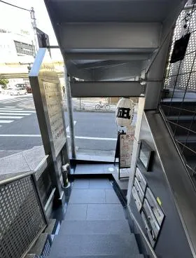トイヤビルの外観