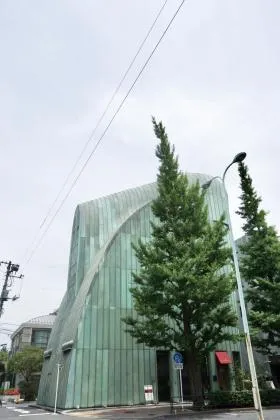 ツツイ白金台ビルの外観