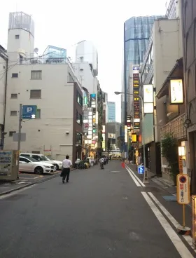 アオキタワービルの外観