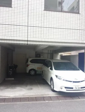 滝沢ビルの外観