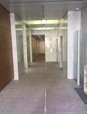 あいおいニッセイ同和損保二番町ビルの外観