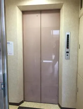 寿々木ビルの外観