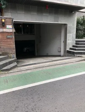 サンライズ赤坂ビルの外観