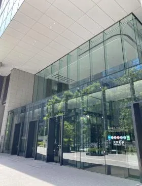 大手町パークビルディングの外観
