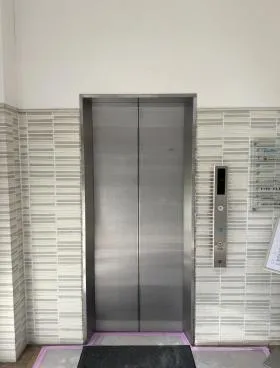 南麻布セントレビルの外観