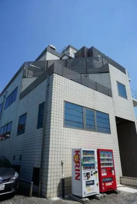 エルズ百人町ビルの外観