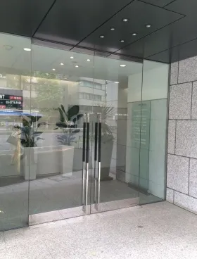 岩本町シティプラザビルの外観