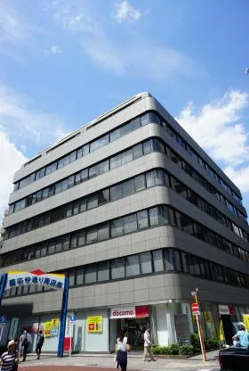 三田鈴木ビルの外観