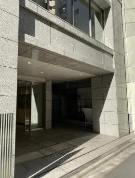 THE HUB 銀座 OCT の外観